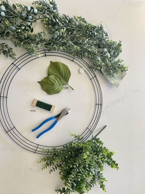 DIY All-Year Wreath on a Budget | Hometalk Diy Door Wreaths Year Round, Wire Wreaths, Diy Magnolia Wreath, Wreath Making Tutorials, Christmas Design Ideas, Farmhouse Table Centerpieces, Make Your Own Wreath, Metal Wreath Frame, Wire Wreath Forms