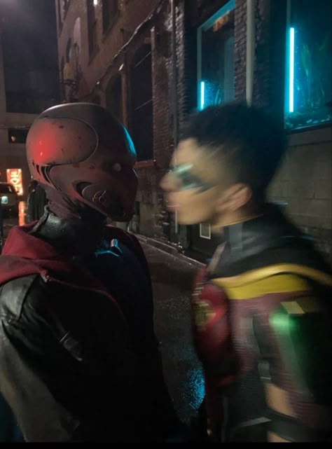 Jason Todd All Caste, Titans Behind The Scenes, Jason Todd And Tim Drake, Jay Lycurgo, Titans Cast, Red Hood Dc, Curran Walters, Teen Titans Love, Titans Tv Series