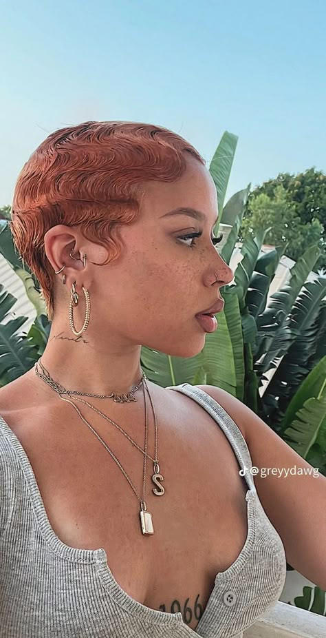 Finger Waves Short Hair, Short Dyed Hair, Cabello Afro Natural, Short Natural Curly Hair, Twa Hairstyles, Natural Hair Short Cuts, Best Hair Color, Short Hair Black, Short Hair Pixie Cuts