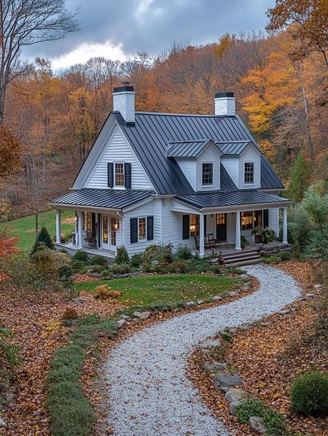 Cozy Cottage House, Modern White Farmhouse, Cozy Houses, Fall Wallpapers, Farmhouse Designs, Dream Life House, Sims Houses, Modern Fall, Farmhouse House