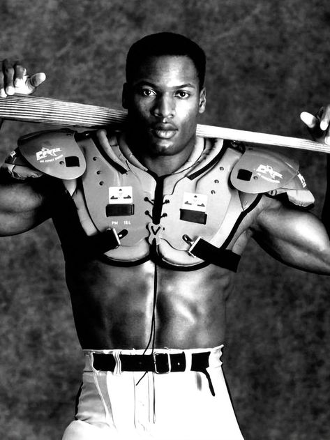 Bo Jackson Poster, Black and White, Bo Jackson Print, Football Wall Art, Sports Poster, Football Decor, Soccer Poster, Home Decor, Canvas American Pop Culture, Sports Pics, Baseball Posters, Sports Posters, Bo Jackson, Leadership Is, Raider Nation, Design Management, Sports Hero