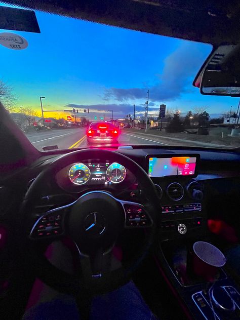 Car Vibes, Sky Pics, Jordan Shoes Retro, Sky Pictures, Shoes Retro, Car Pics, Night Vibes, Car Rides, Pretty Pics