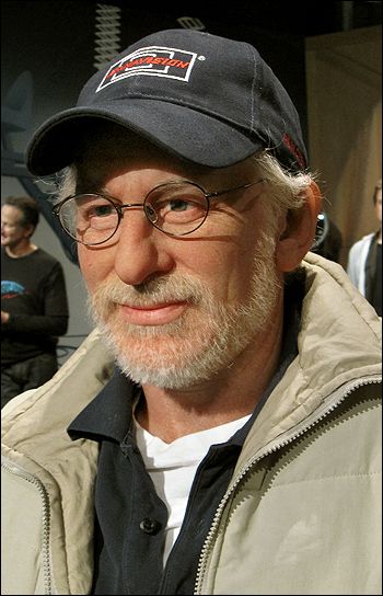 Spielberg Movies, Stephen Spielberg, Steven Spielberg Movies, Famous Directors, Minority Report, Schindler's List, Saving Private Ryan, Extraordinary People, Fastest Man