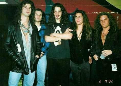 Temple of the dog Audioslave Chris Cornell, Music Medicine, Feeling Minnesota, Temple Of The Dog, Me And My Sister, Grunge Guys, Kool Kids, Grunge Music, 90's Grunge