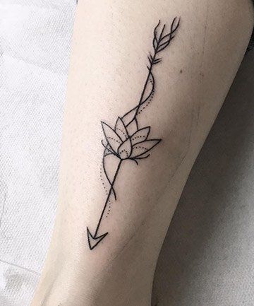 Arrow Tattoo Ribs, Arrow Tattoo Arm, Simple Arrow Tattoo, Arrow Tattoo Finger, Lotusblume Tattoo, Sagittarius Tattoo Designs, Geometric Arrow Tattoo, Arrow Tattoos For Women, Small Arrow Tattoos