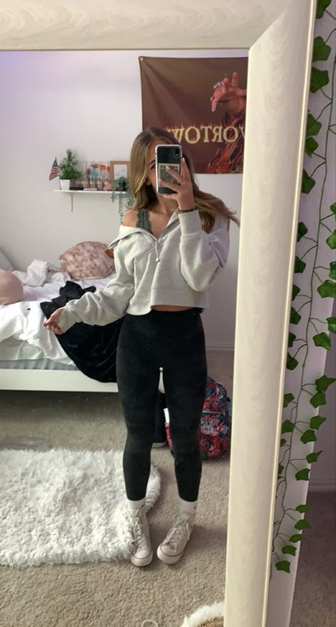 Simple Outfits For School, Cute Outfits With Leggings, Lululemon Outfits, School Fit, Casual Preppy Outfits, Cute Lazy Outfits, Trendy Outfits For Teens, Cute Lazy Day Outfits, Outfit Inspo Casual