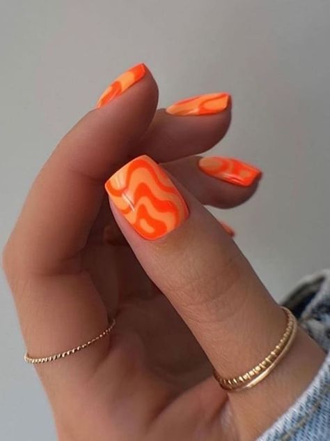 short neon peach and orange swirl nails Ibiza Nails Short, Orange Holiday Nails Summer, Short Nail Designs Orange, Bright Peach Nails, Bright Orange Nail Designs, Orange Nails Summer Neon, Holiday Nail Ideas Summer, Orange Gel Nails Short, Orange Vacation Nails