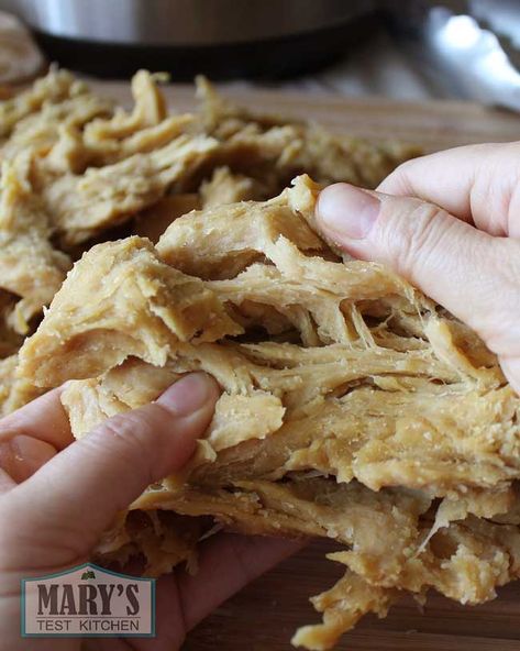 Chicken Seitan Recipes, Seitan Chicken Recipes, Chickpea Seitan, Chicken Seitan, Vegan Kfc, Seitan Recipe, Vegan Meat Recipe, Vegan Pulled Pork, Vegan Seitan