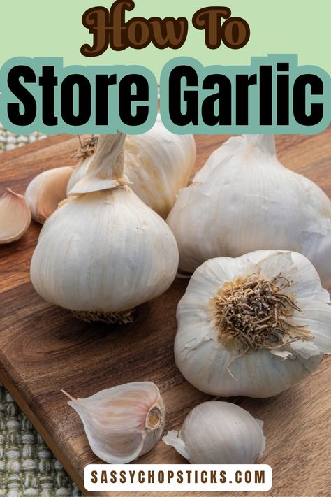 Learn how to store garlic for lasting freshness and flavor. Tips on storing whole, peeled, minced and frozen garlic for optimal use. Storing Garlic, Frozen Garlic, Store Garlic, How To Store Garlic, Garlic Jar, Homemade Condiments, Condiment Recipes, Harvest Recipes, Best Side Dishes