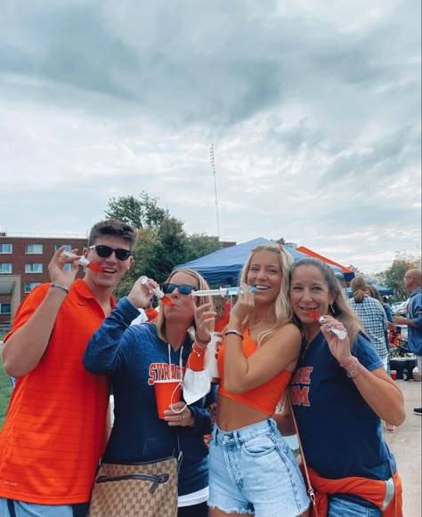 Syracuse Tailgate Outfits, Syracuse Dorm, Outfit Core, Tailgate Outfits, College Gameday Outfits, Game Day Fits, College Vision Board, Gameday Outfits, Vision Bored