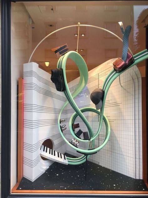 Hermes Window, Bond Street London, Store Window Displays, Window Display Design, Furniture Interior Design, Store Window, Exhibition Display, Retail Interior, Retail Store Design