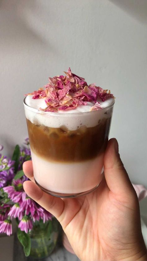 Coffee Ideas Recipes, Rose Emoji, Cafe Shoot, Herb Diet, Rose Latte, Rose Syrup, Honey Rose, Latte Recipe, Fnaf Security Breach