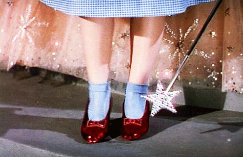 Pin Up Fashion, Wizard Of Oz 1939, Ruby Red Slippers, Follow The Yellow Brick Road, Dorothy Gale, Wonderful Wizard Of Oz, The Yellow Brick Road, The Wonderful Wizard Of Oz, I Love Cinema