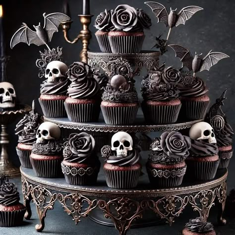 Gothic Cake Wedding, Gothic Party Food, Gothic Cookies, Goth Cupcakes, Gothic Cupcakes, Goth Wedding Cake, Vegan Halloween Treats, Halloween Cake Design, Skull Cakes