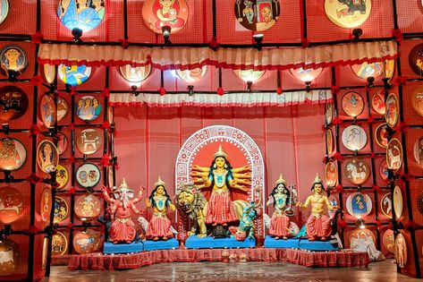 Ten Popular Durga Pujo Pandal in Bangalore 2022 - i Share Jamini Roy, Worli Painting, Durga Painting, Ganpati Decoration Design, Garden Posts, Pooja Room Design, Green Country, Devi Durga, Architecture Design Concept