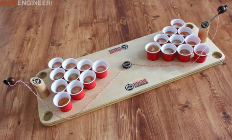 Mini Beer Pong, Diy Yard Games, Pong Game, Beer Pong Tables, Wood Games, Games Diy, Bar Games, Drinking Buddies, Best Christmas Presents