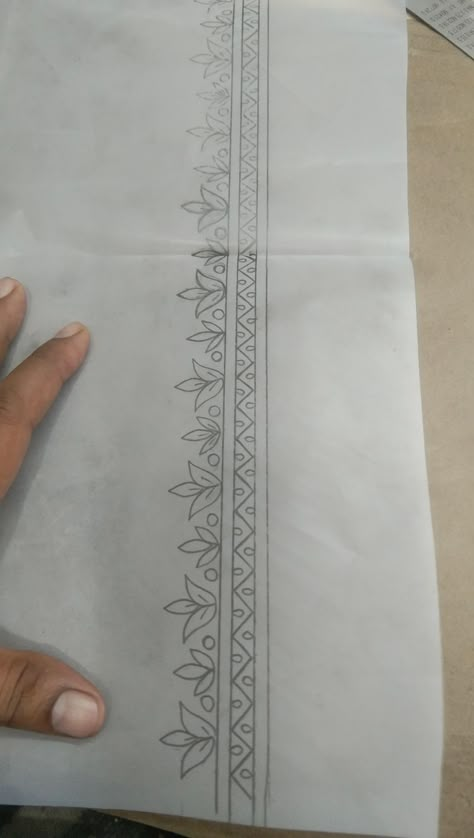 Embroidery Border Patterns Design, Trace Embroidery Pattern, Border Khaka Designs, Saree Embroidery Design Simple, Flower Machine Embroidery Designs, Simple Hand Embroidery Patterns, Morning Photo, Embroidery Lessons, Simple Embroidery Designs