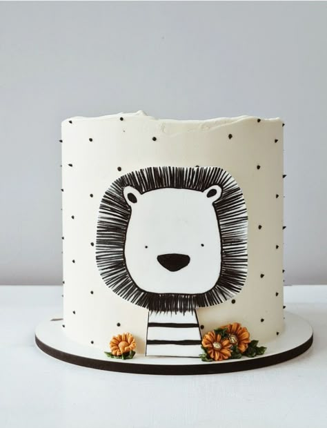 Cake Smash Cake Boy, Simple Safari Cake, Lion Cakes For Kids, Safari Smash Cake, Lion Baby Shower Ideas, Lion Birthday Cake, Lion Birthday Party, Wild One Cake, Lion Cake