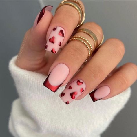 Nails French Tip, Velvet Nails, Valentine Nail Art, Romantic Nails, February Nails, Valentine Nails, Heart Nail, Nagel Tips, Nail Designs Valentines