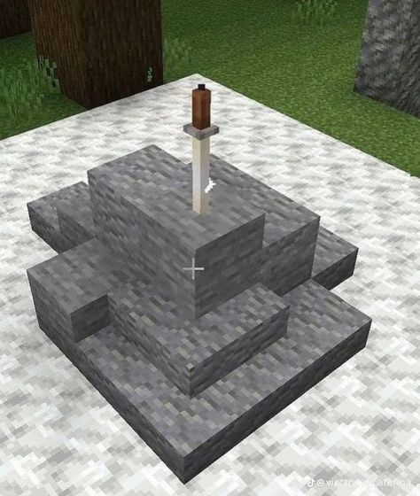 Cute Minecraft Decorations Inside, Minecraft Statues Small Easy, Minecraft Excalibur, Minecraft Spawnpoint Ideas, Goth Minecraft Ideas, Minecraft Lightning Rod Ideas, Minecraft Spawn Point Ideas, Minecraft Well, Minecraft Kingdom