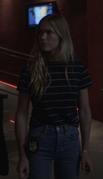 Ellie Bishop Ncis, Ncis Outfits, Emily Wickersham Ncis, Ellie Bishop, Emily Wickersham, Scene Pictures, Ncis, Cute Outfit, Cute Outfits