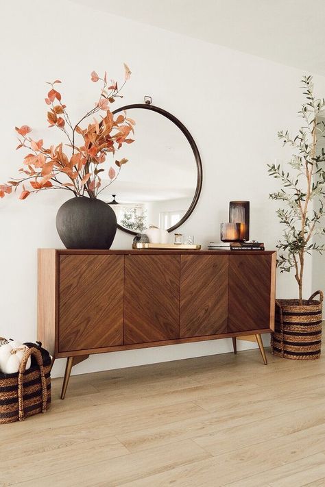 Entry Credenza Decor, Entryway Cabinet Decor, Styling Credenza, Entryway Cabinet Ideas, Entryway Decor Modern Luxury, Side Board Decor, Entryway Credenza, Sideboard Decor Dining Room, Home Entrance Ideas