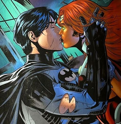 Starfire Comics Icons, Robstar Fanart, Titans United, Starfire And Nightwing, Nightwing Starfire, Nightwing Wallpaper, Nighwing, Starfire Comics, Robin Starfire