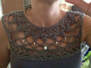 Rebecca's Crafts: Crochet collar / tshirt upcycle Tshirt Upcycle, Crochet Collar Pattern, Upcycle Tshirt, Stitch Tutorial, Beaded Crochet, Crochet Collar, Crochet Fabric, Crafts Crochet, Freeform Crochet