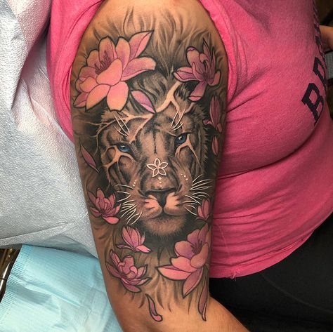 Lion Flowers Tattoo, Lion Tattoos For Women, Flower Chest Tattoo, Lion Tattoo With Flowers, Barbie Tattoo, Lion Flower, Cute Thigh Tattoos, Sunflower Tattoo Shoulder, Lotus Flower Tattoo Design