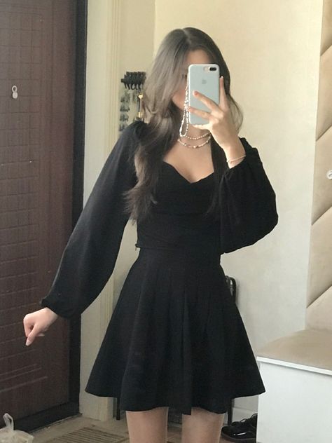 Black Dress Aesthetic Elegant, Black Semi Formal Outfit, Occasion Dresses Wedding Guest, Cute Black Dress, Black Dresses Classy, Cute Dress Outfits, Black Dress Outfits, Prom Dress Inspiration, Korean Fashion Dress