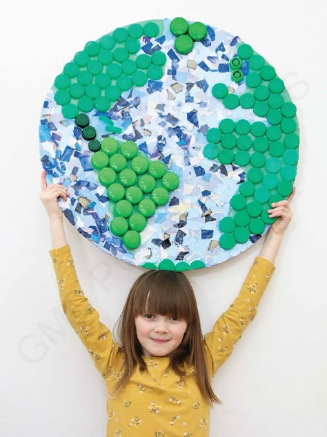 Recycling Ideas For School, Recycling Projects For School, Earth Art Projects, Recycling Projects For Kids, Eco School, Art Craft Kids, Eco Club, Eco Craft, Recycling Activities