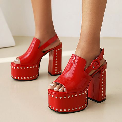 Spring Shoes Women, Chunky Platform Sandals, Wedges Boots, Women Platform Sandals, Fashion Shoes Flats, Funky Shoes, Designer High Heels, Platform Block Heels, Chunky High Heels