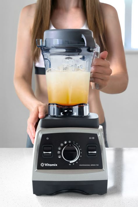 Learn how to use Vitamix correctly so it lasts for as long as possible. Tips and tricks for taking care of a Vitamix blender. Vitamix Ice Cream Recipes, Vitamix Healthy Recipes, Vitamix Ice Cream, Vitamix Soup, Green Fruits And Vegetables, Blender Soup, Vitamix Smoothies, Blendtec Recipes, Making Smoothies