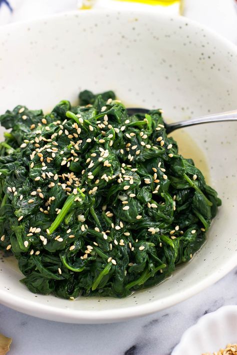 Sesame Spinach, Spinach Side Dish, Side Dishes For Salmon, Fried Spinach, Garlic Spinach, Spinach Recipe, Baking Basics, Salmon And Rice, Easy Side Dish