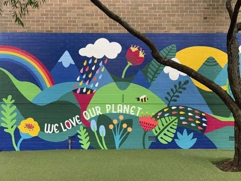 Murals School Wall, Group Mural Ideas, Environment Doodle Art, Wall Mural School, Art Murals School, Mural School Wall, Playground Mural Ideas, School Graffiti Wall Ideas, School Mural Ideas Outdoor