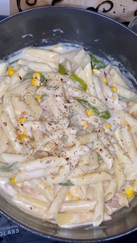 Easy White Sauce, White Pasta Sauce Recipe, Delicious Food Image, Eating Food Funny, White Sauce Pasta, Food Captions, Sauce Pasta, Foodie Instagram, Butter Milk