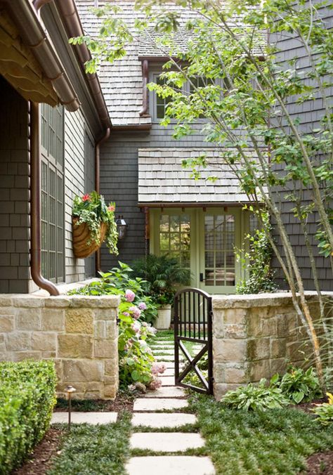 Side Yards, Front Courtyard, Small Courtyards, Garden Gate, Side Yard, Design Exterior, Pool Design, Home Exteriors, Garden Gates