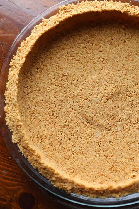 Graham Cracker Crust Pie Recipes, Cinnamon Graham Cracker Crust, Graham Pie, Graham Cracker Pie Crust, Cracker Pie Crust, Homemade Graham Cracker, Graham Cracker Crust Recipe, Graham Cracker Pie, Cracker Pie