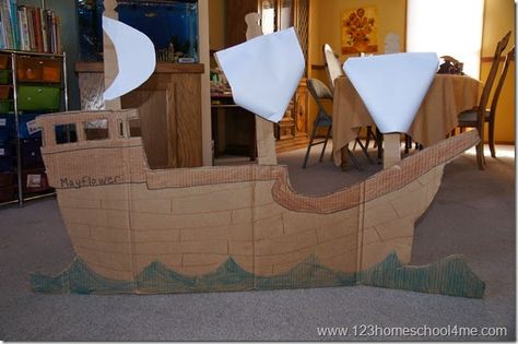 Mayflower Boat out of Cardboard Box Thanksgiving Plays For Kids, Thanksgiving Costumes For Kids, Cardboard Box Boats, Skits For Kids, Thanksgiving Play, Drama Classroom, Thanksgiving Food Crafts, Boat Props, Cardboard Boat