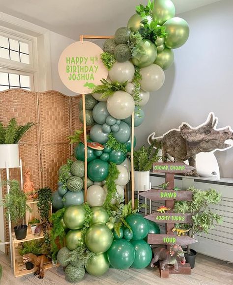 BALLOONS & EVENT DECOR on Instagram: "Stomp, chomp, rawr Joshy turns four 💚🌿🦖 The most classy Dino display you ever did see 🌱🐍🦕🦖 All the greens and allllll the dinosaurs.. A little boys dream! Get in touch to book in your birthdays, baby showers, christenings, weddings & get togethers. Our tall gold frames will fit perfectly in any corner of your home 💚 #pictureperfectbyemily #balloonsincoventry #coventryballoons #dinosaurballoons #dinosaurtheme #stompchomprawr #turnsfour #4thbirthday #f Balloon Garland Dinosaur Party, Dinosaur Birthday Party Balloons, Dinosaur Birthday Balloons, Dinasour Ballon Decoration, Dino Party Balloons, Christening Decorations, Dinosaur Balloons, Balloon Tower, Happy 4th Birthday