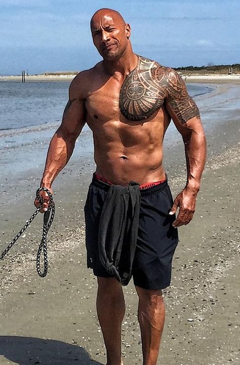 Hottest Pictures of Dwayne "The Rock" Johnson Dwayne Johnson Body, Chest Tattoos Ideas, The Rock Dwayne Johnson Workout, Jason Momoa Kids, Under Armour Wallpaper, Dwayne Johnson Family, Dwayne Johnson Workout, Hugh Jackman Shirtless, Hawaii Restaurant