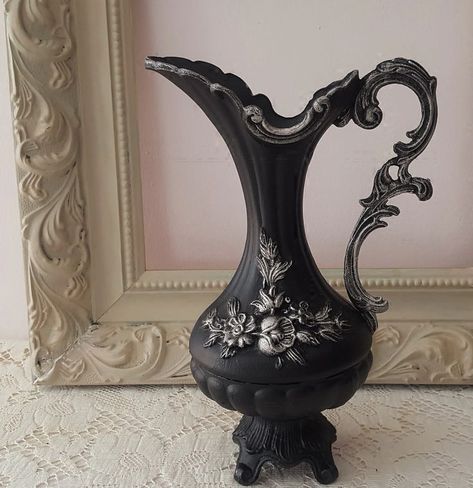 Black Victorian Decor, Gothic Home Accessories, Victorian Table Decor, Gothic Country Decor, Gothic Ceramics, Victorian Gothic Castle, Shelf Decor Black, Gothic Vase, Gothic Farmhouse Decor