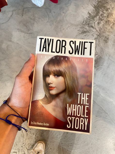 Taylor Swift Book Cover, Books With Taylor Swift References, Book Taylor Swift, Taylor Swift Books, Taylor Swift Biography, Taylor Swift Book, Taylor Swift Fan Club, Biography Books, Dream Gift