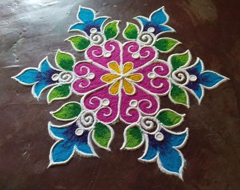 Muggulu Designs With Colours, Muruja Rangoli, Simple Colour Rangoli Designs, Rangoli Colour Combination, Dot Rangoli With Colour, Ragoli Color Design, Mugullu Rangoli Designs, Rangoli Kolam Designs With Colour, Rangoli Kolam Designs Simple