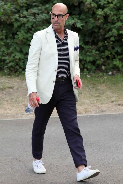 Best Dressed Men, Bald Men Style, Older Mens Fashion, Stanley Tucci, Art Sport, Best Dressed Man, Outfits Hombre, Bald Men, Men Street