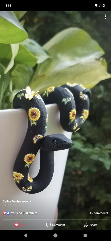 Polymer Clay Plant Pots Diy, Snake Air Dry Clay, Clay Snake Ideas, Cute Clay Snake, Snake Clay Art, Clay Snake Sculpture, Ceramic Snake, Polymer Clay Snake, Clay Snakes