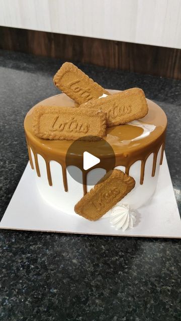 @santosh kumar on Instagram: "Lotus biscoff cake decoration ideas #lotusbiscoffcake #cakedecorating #biscoffcakedesign #cake #cakedecoration #reels #viralreels #trendingreels #instagram #cakes" Biscoff Cake Decoration, Lotus Biscoff Cake, Lotus Cake, Biscoff Cake, Cake Decoration Ideas, Lotus Biscoff, October 23, Cake Decoration, Decoration Ideas