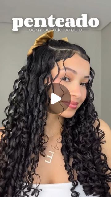 Curly Hairstyle With Bow, Easy Hairstyles For School Curly Hair, Curly Hairstyles With Bows, Haïr Style For Curly Hair, Curly Hairstyles With Braids, Cute Hairstyles For Curly Hair, Hair Styels, Easy Hairstyles For School, Cute Curly Hairstyles