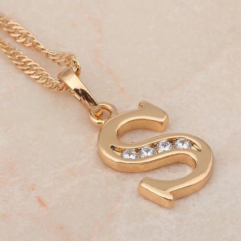 S Locket Letter Gold, Gold Letter Pendants, Emerald Stone Rings, Gold Pendent, Gold Pendant Jewelry, Gold Fashion Necklace, Initial Jewelry, Fancy Jewelry, Emerald Stone