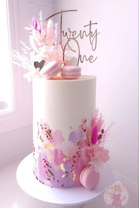 Modern Birthday Cakes, 21st Cake, Unique Birthday Cakes, 21st Birthday Cakes, 30 Birthday Cake, Elegant Birthday Cakes, 40th Birthday Cakes, Birthday Cakes For Women, 21st Birthday Cake